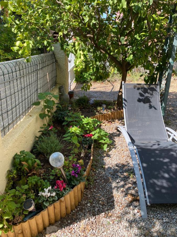 Jardin D'Eden Lägenhet Saint-Raphaël Exteriör bild